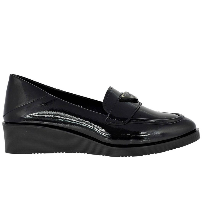 Lakované dámské boty na klínku Vinceza