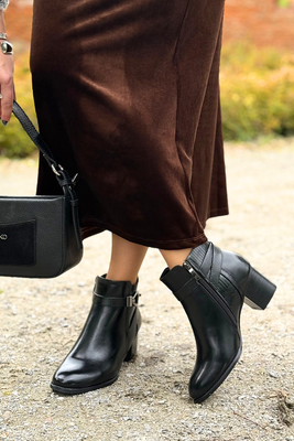 Hnědé semišové ploché boty, zateplené