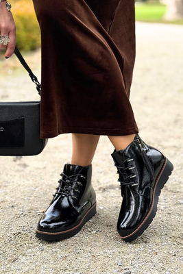 Hnědé semišové ploché boty, zateplené