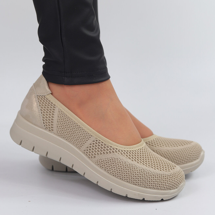 Béžové volejbalové tenisky Novinky