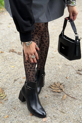 Černé kotníkové boty Potocki s ozdobným podpatkem