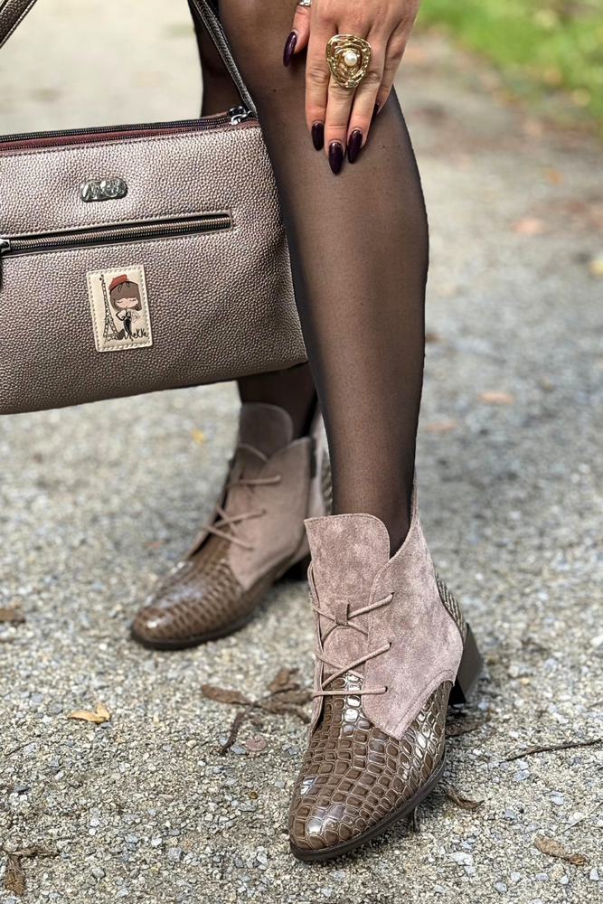 Černé kotníkové boty Potocki s ozdobným podpatkem