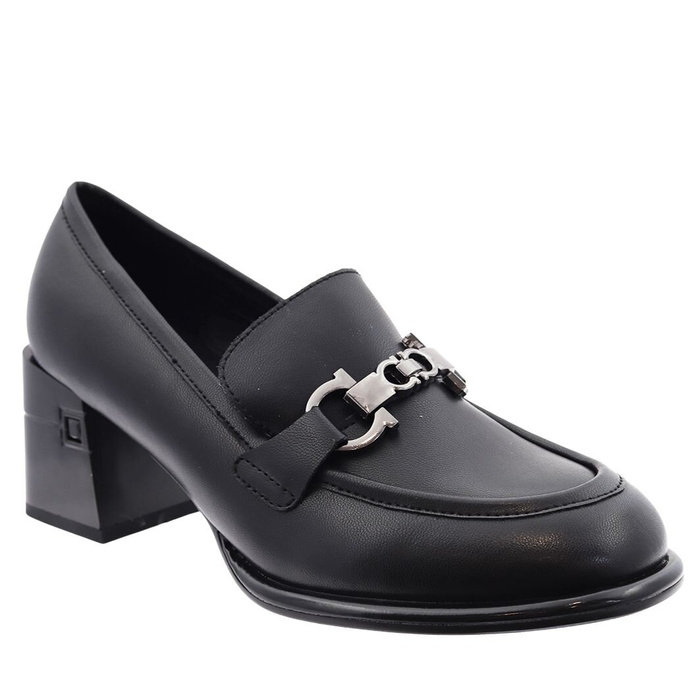 Dámské černé kožené boty s přezkou na patě