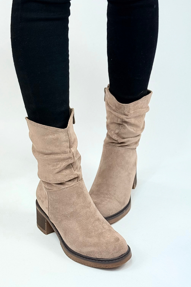 Černé kotníkové boty Potocki s ozdobným podpatkem