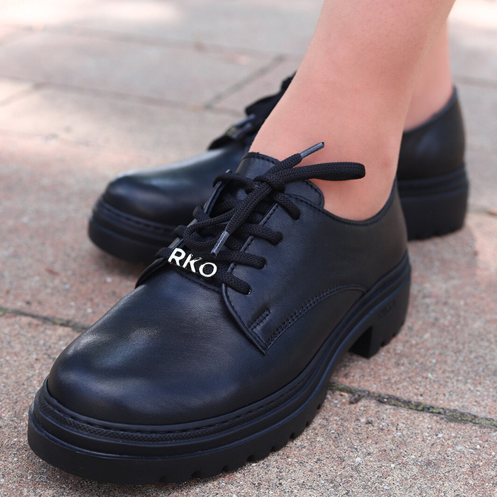 Dámské černé boty Ryłko