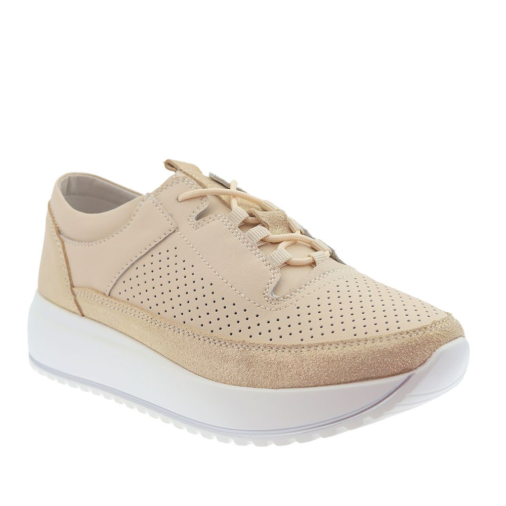 Perforované béžové a zlaté kožené boty na platformě