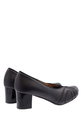 Klasyczne czółenka skórzane na klocku czarne