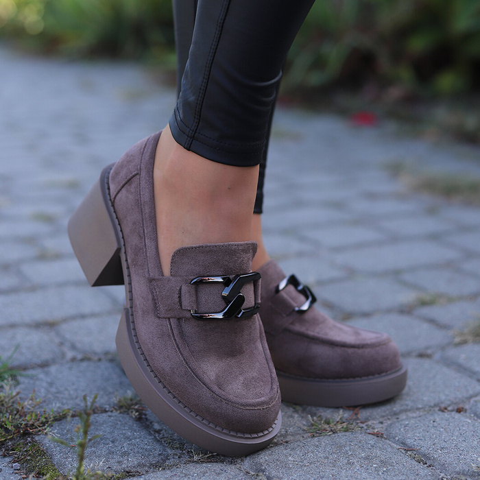 Taupe semišové boty na vysokém podpatku značky T. Sokolski