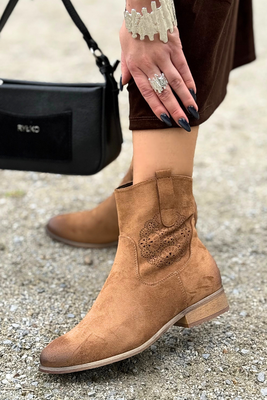 Černé kotníkové boty Potocki s ozdobným podpatkem