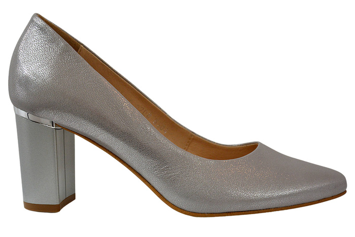 Kordel 2208 stříbrné lodičky