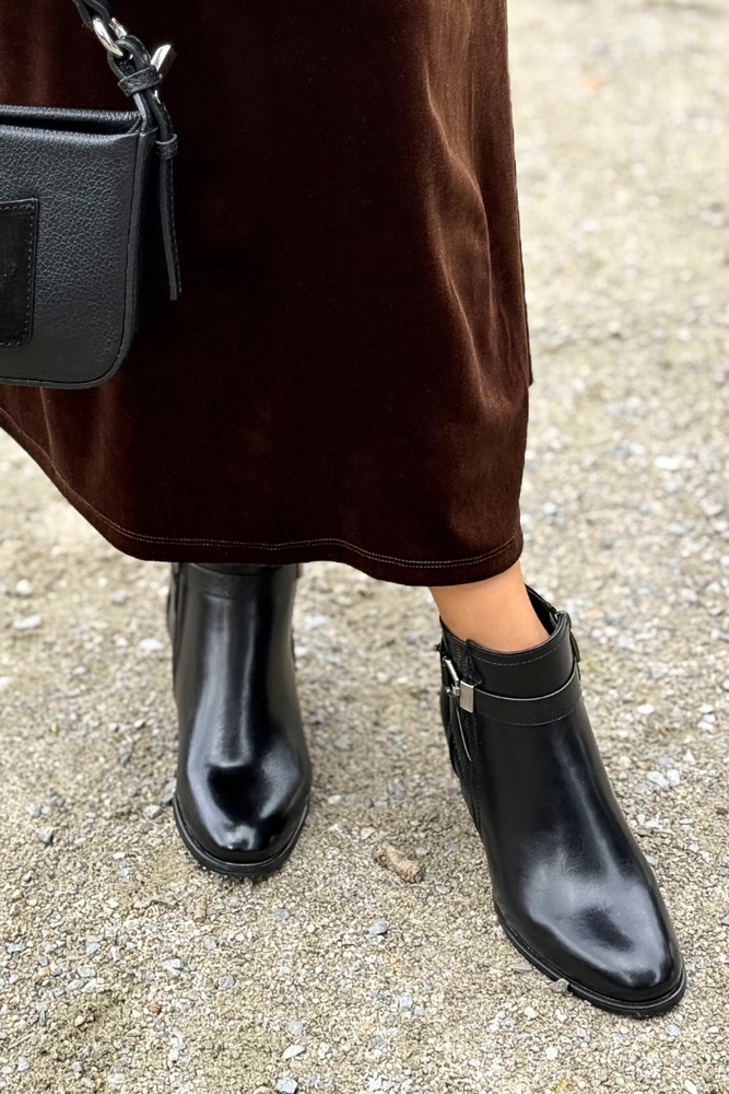 Hnědé semišové ploché boty, zateplené