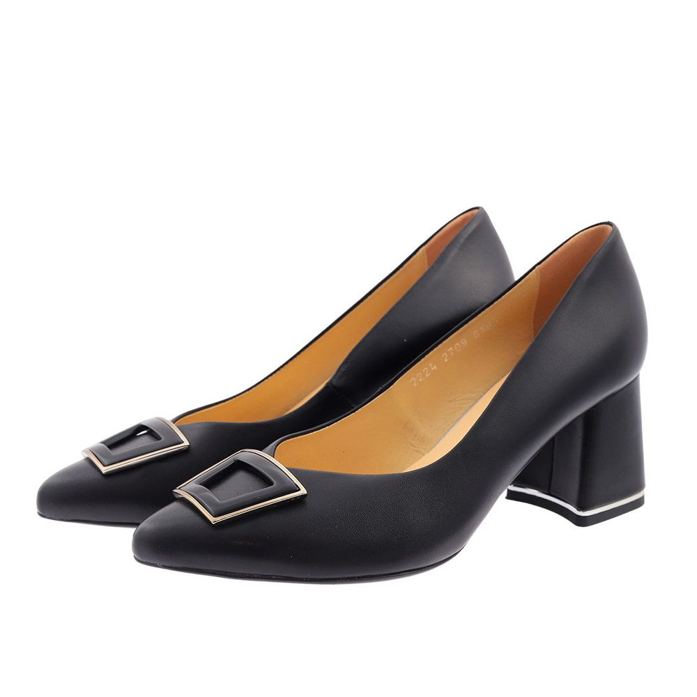 Dámské černé kožené lodičky se zdobením