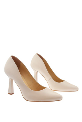 Dámské černé kožené lodičky se zdobením