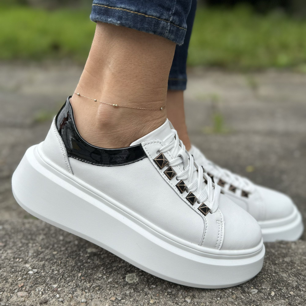 Bílé kožené sportovní boty na platformě Artiker