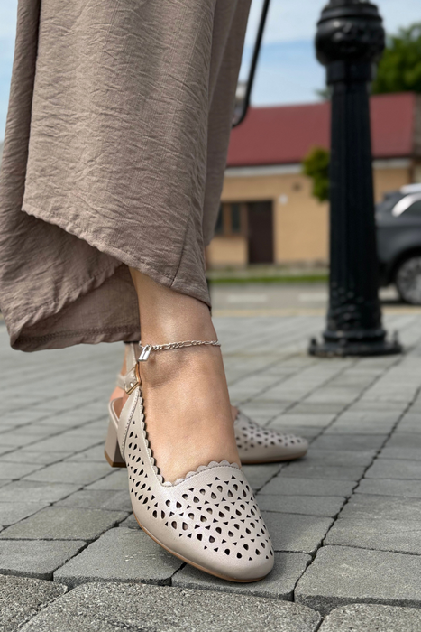 Béžové prolamované lodičky nazouváky