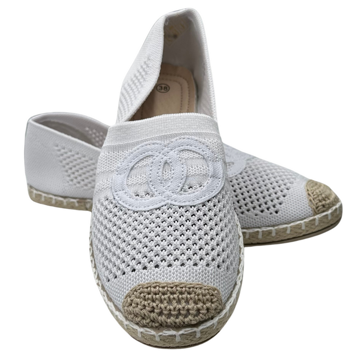 Bílé espadrilky s jemným prošíváním