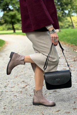 Hnědé semišové ploché boty, zateplené