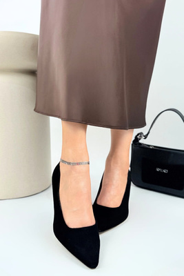 Černé semišové kotníkové boty se zipem vzadu