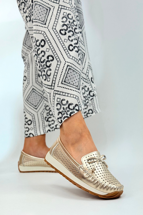 Nazouvací boty Artiker zlaté prolamované