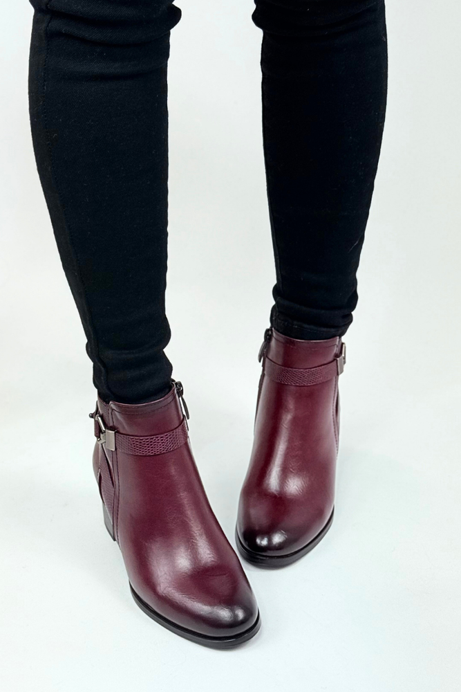 Hnědé semišové ploché boty, zateplené