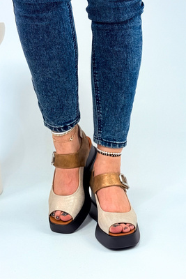 Zlaté sandály na klínku z ekokůže se suchým zipem