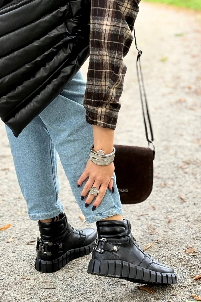 Potocki 22-12132 kotníkové boty bílé