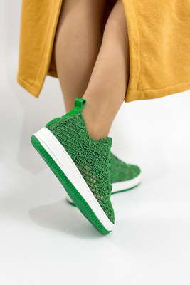 Dámské krajkové boty na zelené platformě