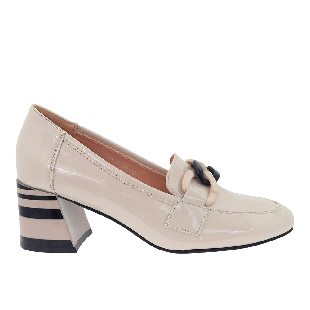 Béžové lakovky na ozdobném podpatku značky Vinceza