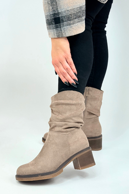 Černé kotníkové boty Potocki s ozdobným podpatkem