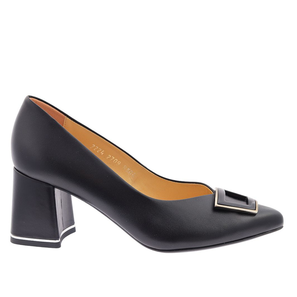 Dámské černé kožené lodičky se zdobením