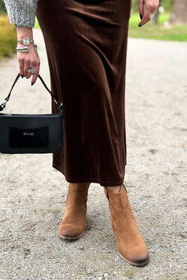 Černé kotníkové boty Potocki s ozdobným podpatkem