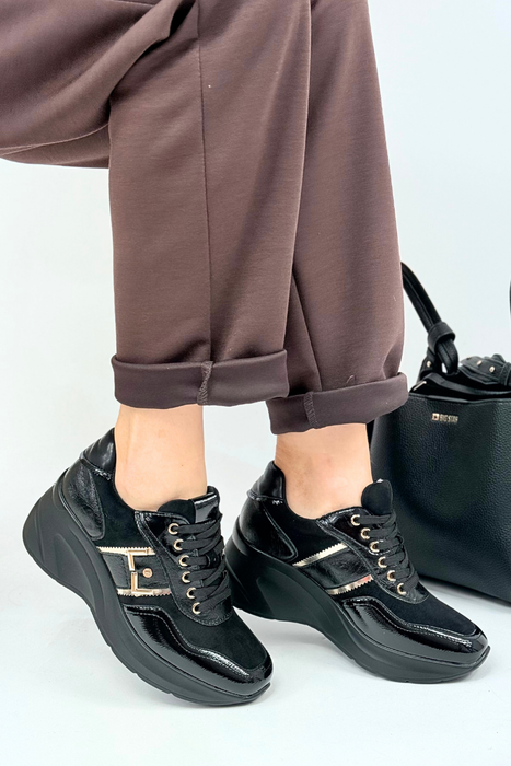 Černé dámské šněrovací tenisky z eko kůže
