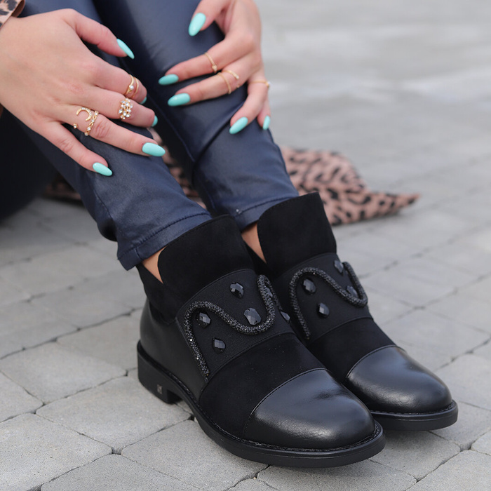 Černé kotníkové boty Potocki na plochém podpatku